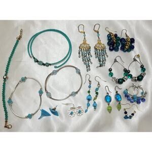 Blue Turquoise Color Costume Jewelry Lot Bracelets Earrings 13 Pc Lot